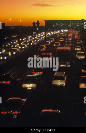 1992 historische befahrenen Straße Verkehr Route 101 HARBOR FREEWAY LOS ANGELES Kalifornien USA Stockfoto