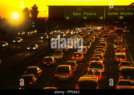 1992 historische befahrenen Straße Verkehr Route 101 HARBOR FREEWAY LOS ANGELES Kalifornien USA Stockfoto