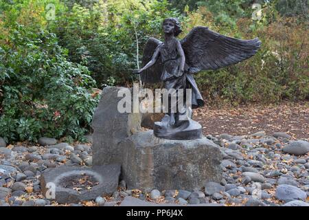 Der Engel der Hoffnung Statue in Silverton, Oregon, eine Gedenkstätte für die Kinder, die gestorben sind. Stockfoto