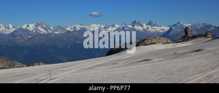 Bergketten im Kanton Wallis, Schweiz. Diablerets Gletscher. Stockfoto