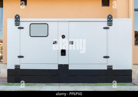 Generator Haus Unterstützung für Sofortmaßnahmen elektrische Energie. Stockfoto