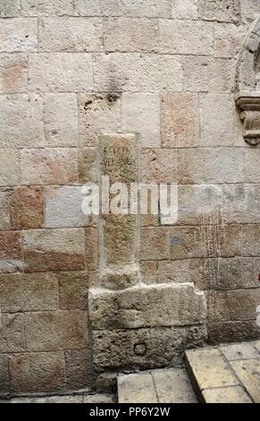 Israel. Jerusalem. Via Dolorosa. Alte Stadt. Inschrift, dass der Ort der Begegnung zwischen Jesus und Veronica, die Frau, die mit einem Taschentuch das Antlitz Jesu abgewischt. Stockfoto