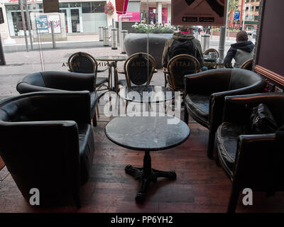 Cardiff, Großbritannien - 16 September, 2018: Blick auf einen Kaffee Bar in Cardiff City Stockfoto