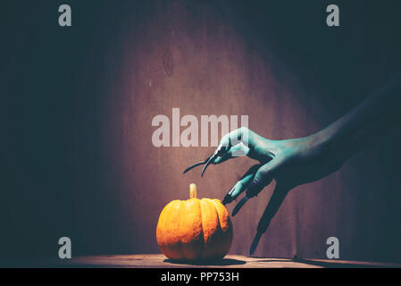 Halloween Gespenst Hand, Kunst Bild für Halloween Konzept Stockfoto