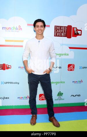 Culver City, CA. 22 Sep, 2018. Lorenzo James Henrie in der Ankunftshalle für Schritt 2 präsentiert die 7. jährliche Berühmtheit Red Carpet Event durch neue Blüte Medien profitieren, Baby 2 Baby, der Beauftragte bei Sony Pictures Studio, Culver City, CA 22. September 2018. Credit: Priscilla Grant/Everett Collection/Alamy leben Nachrichten Stockfoto