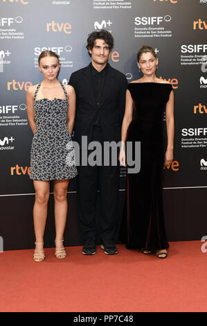 San Sebastian, Spanien. 22 Sep, 2018. Lily-Rose Depp, Louis Garrel und Laetitia Casta die Teilnahme an der "ein treuer Mann 'Premiere während der 66Th San Sebastian International Film Festival im Kursaal am 22. September 2018 in San Sebastian, Spanien. | Verwendung der weltweiten Kredit: dpa/Alamy leben Nachrichten Stockfoto