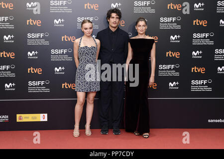 San Sebastian, Spanien. 22 Sep, 2018. Lily-Rose Depp, Louis Garrel und Laetitia Casta die Teilnahme an der "ein treuer Mann 'Premiere während der 66Th San Sebastian International Film Festival im Kursaal am 22. September 2018 in San Sebastian, Spanien. | Verwendung der weltweiten Kredit: dpa/Alamy leben Nachrichten Stockfoto