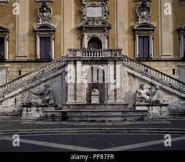 Las MEJORES DE LA ESCALERA DEL PALACIO Y LA FUENTE DEL CAMPIDOGLIO. Lage: PALACIO DEL SENADO. ITALIA. Stockfoto