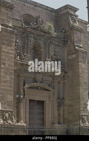 PUERTA DE LOS PERDONES EN LA FACHADA OCCIDENTAL DE LA CATEDRAL DE ALMERIA - 1569. Autor: orea JUAN DE. Lage: Catedral de Nuestra Senora DE LA ENCARNACION. Almería. Spanien. Stockfoto