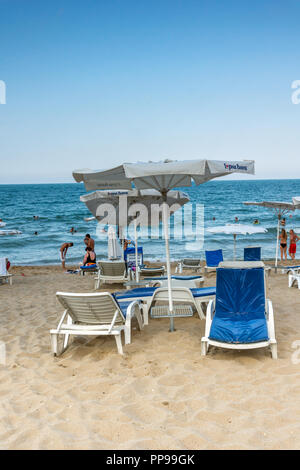 OBZOR, Bulgarien - 26. JULI 2014: Strand von Resort Obzor Region Burgas, Bulgarien Stockfoto