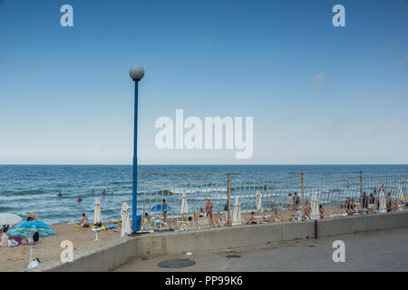 OBZOR, Bulgarien - 26. JULI 2014: Strand von Resort Obzor Region Burgas, Bulgarien Stockfoto