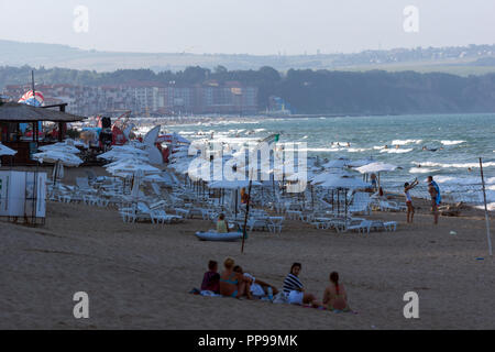 OBZOR, Bulgarien - 26. JULI 2014: Strand von Resort Obzor Region Burgas, Bulgarien Stockfoto