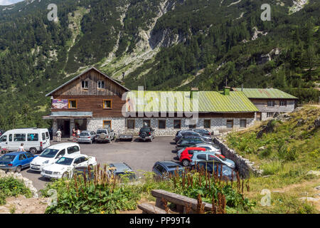 BANSKO, Bulgarien - 13. AUGUST 2013: vihren Hütte im Pirin-gebirge, Bulgarien Stockfoto