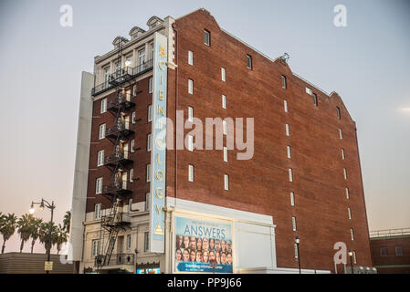 HOLLYWOOD, CA - 12. Oktober 2016: Die Scientology Testing Center, befindet sich in Hollywood. Ursprünglich ist das Hotel Christie, das Gebäude Hollywood Histo Stockfoto