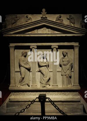 Sarkophag der Trauer Frauen. 4. vorchristlichen Jahrhundert. Pentelic Marmor. Von der königlichen Nekropole von Sidon. Kammer I. Archäologischen Museum. Museum des Alten Orients. Istanbul. Die Türkei. Stockfoto