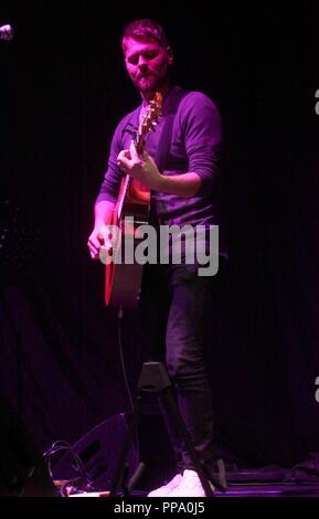 Liverpool, Großbritannien Westlife star Brian Mcfadden enbarks auf solo Karriere bei Liverpool Echo Arena credit Ian Fairbrother/Alamy Stockfotos Stockfoto