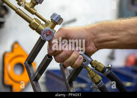 Argon arc welding, Inertgas Schutzgasschweißen in einem Workshop Stockfoto