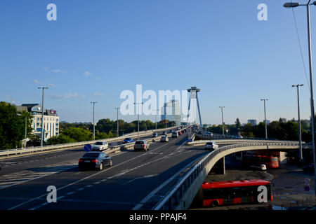 Die meisten SNP (Brücke der Slowakischen Nationalen Aufstand), Bratislava, Slowakei Stockfoto