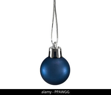 Blaue Farbe christmas ball Ornament auf weißem Hintergrund Stockfoto