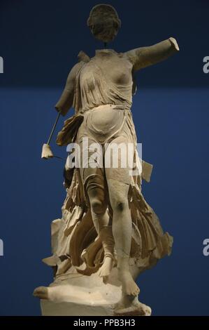 Griechische Kunst Statue des Sieges (Nike). 5. Jahrhundert v. Chr. parischem Marmor. Durch Paeonius von Mende. Das archäologische Museum von Olympia. Griechenland. Stockfoto