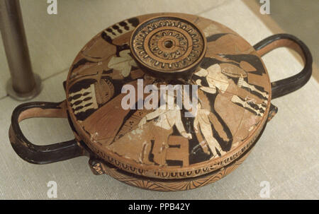 ARTE GRIEGO. GRECIA. CANTARO de figuras Rojas, fechado ENTRE LOS SIGLOS IV y V a. C. Museo Arqueológico Nacional. Atenas. Stockfoto