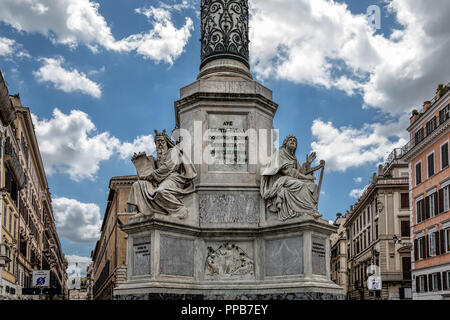 Spalte von der Unbefleckten Empfängnis in Piazza Mignanelli Stockfoto