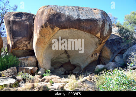 Hippo's Yawn eine einzigartige Granitfelsen in der Nähe von Hyden, Waverock, South Western Australien Stockfoto