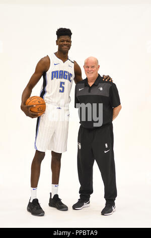 Orlando, Florida, USA. 24. September, 2018. Mohamed Bamba posieren für Fotos während der Tag an den Amway Center in Orlando, Florida. Photo Credit: Marty Jean-Louis Photo Credit: Marty Jean-Louis Credit: Marty Jean-Louis/Alamy leben Nachrichten Stockfoto