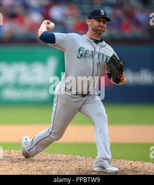 Arlington, Texas, USA. 23 Sep, 2018. Seattle Mariners Krug Ryan Cook (46) Plätze in der MLB Spiel zwischen der Seattle Mariners und der Texas Rangers bei Globe Life Park in Arlington, Texas. Texas gewann 6-1. Tom Sooter/CSM/Alamy leben Nachrichten Stockfoto