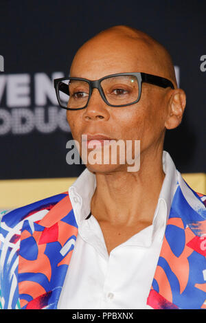 Los Angeles, USA. 24. September, 2018. Rupaul bei der Premiere von Warner Bros 'Bilder' ein Stern ist geboren" im Shrine Auditorium & Expo Hall in Los Angeles, CA, 24. September 2018 statt. Foto von Joseph Martinez/PictureLux Credit: PictureLux/Hollywood Archiv/Alamy leben Nachrichten Stockfoto