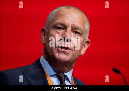 Liverpool, Großbritannien. 25. September 2018. Tim Roache, Generalsekretär der Gewerkschaft GMB, spricht von der Labour Party, Konferenz in Liverpool. © Russell Hart/Alamy Leben Nachrichten. Stockfoto
