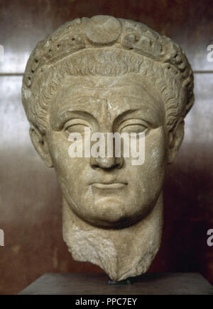 Claudius (Tiberius Claudius Caesar Augustus Germanicus) (10 V.CHR.-54 N.CHR.). Römische Kaiser. Julio-Claudia, Dynastie. Idealisierte Büste. Marmor. Von Thassos, Griechenland. Louvre Museum. Paris. Stockfoto