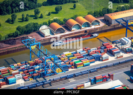 Luftaufnahme, der Duisburger Hafen am Rhein, logistikstandort Logport 1, Containerhafen, Rheinhausen, Duisburg, Ruhrgebiet Stockfoto