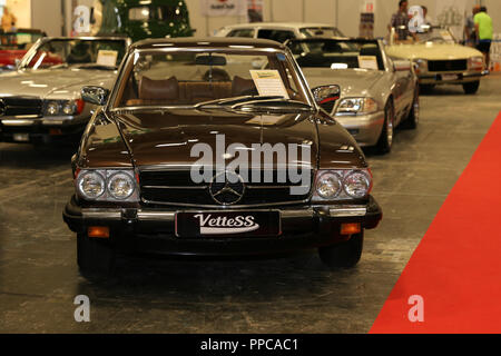 ISTANBUL, Türkei - 01. JULI 2018: Mercedes Anzeige an Istanbul klassisches Automobil Festival Stockfoto