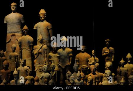 Heiligtum der Ayia Irini (1200-1. Jh. v. Chr.). Zypern. Statuen und Terrakotta-Figuren rund um den Altar gefunden. Detail. Museum des Mittelmeers und vorderasiatischen Altertümer. Stockholm. Schweden. Stockfoto