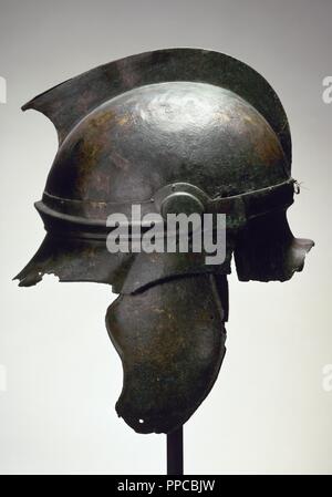 Römischen Bronzehelm. Nationales Archäologisches Museum. Madrid. Spanien. Stockfoto