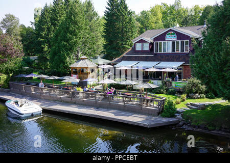 Dorest in Ontario, Kanada, an Hyw #35 schöne Aussicht, kleine Stadt Stockfoto