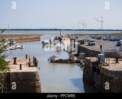Der Hafen, Le Château d'Oléron Stockfoto