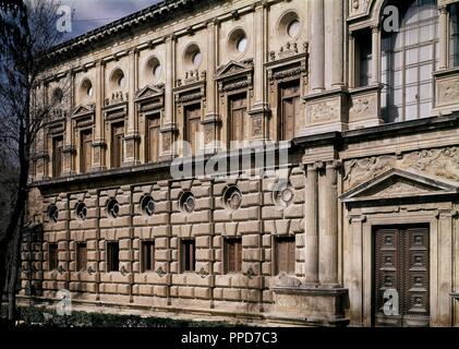FACHADA SUR DEL PALACIO DE CARLOS V. Ort: PALACIO DE CARLOS V GRANADA. Spanien. Stockfoto