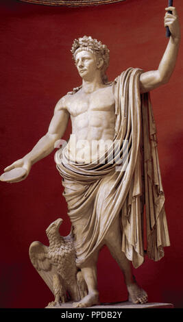 Kaiser Claudius (10 V.CHR.-54 N.CHR.) wie Jupiter, trug die Krone der Eiche Blätter und mit dem Adler zu seinen Füßen. Vatikanischen Museen. Stockfoto