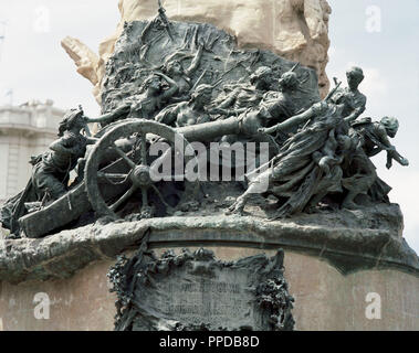 Napoleonischen Kriege. Peninsular War (1807-1814). Denkmal für die Belagerung von Saragossa. Im Jahr 1908 erbaut von den spanischen Bildhauer Agustin Querol (1860-1909). Skulptur zeigt eine Gruppe von Frauen, die von der Gräfin von Bürette led, ziehen Sie eine Kanone. Bronze. Zaragoza. Spanien. Stockfoto