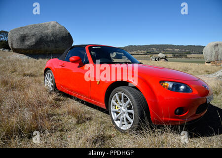 NC 2006 Mazda MX5 Miata bei Stonehenge Recreational Reserve in der Nähe von Byron Bay, New South Wales, Australien Stockfoto