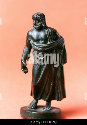 Statue von Gott der Medizin Asklepios. Bronze. Von Tarraco (Tarragona). Ur- und Frühgeschichte und Archäologie Museum von Cantabria. Santander. Spanien. Stockfoto