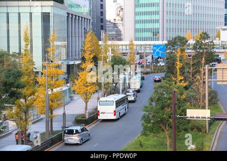 Tokio, Japan - Dezember 2, 2016: Shiodome City Center Wolkenkratzer in Tokio, Japan. Es ist ein Teil von Shiodome Sio-Site Entwicklung in 2003 abgeschlossen. Stockfoto