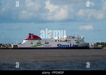 Stena Lagan das Liverpool nach Belfast Auto- und Passagierfähre Anker in Birkenhead auf den Fluss Mersey. Stockfoto