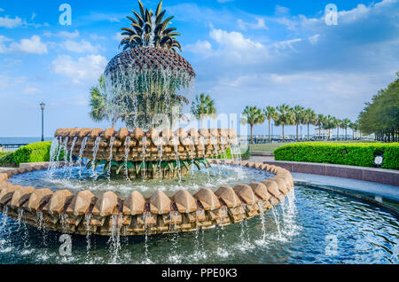 Die Ananas Brunnen wird dargestellt, 5. April 2015, an der Waterfront Park in Charleston, South Carolina. Stockfoto