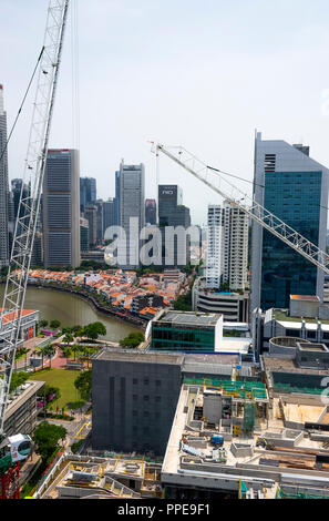 Eine Luftaufnahme von Boat Quay und das Finanzzentrum von der Peninsula Excelsior Hotel in der Innenstadt von Singapur Republik Singapur Asien Stockfoto