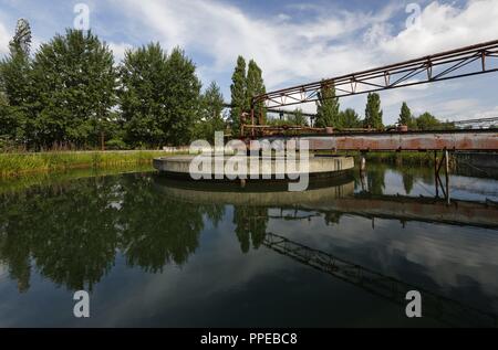 Umwandlung einer ehemaligen Eisenhütte und industriellen Brachflächen zu den Landschaftspark Duisburg-Nord, einen öffentlichen Park und ein Industriedenkmal, | Verwendung weltweit Stockfoto