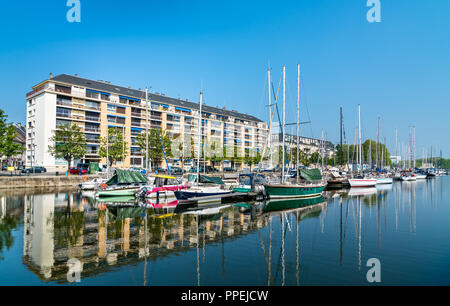 Blick auf die Marina in Caen, Frankreich Stockfoto