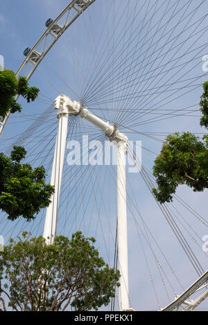 Der Singapore Flyer Riese Big Wheel touristische Attraktion von Marina Bay in der Innenstadt von Singapur Republik Singapur Asien Stockfoto